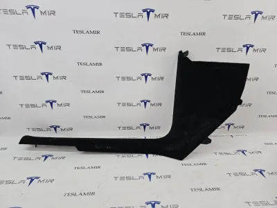 Накладка декоративная стойки А внутренняя левая нижняя Tesla Model Y 2022
