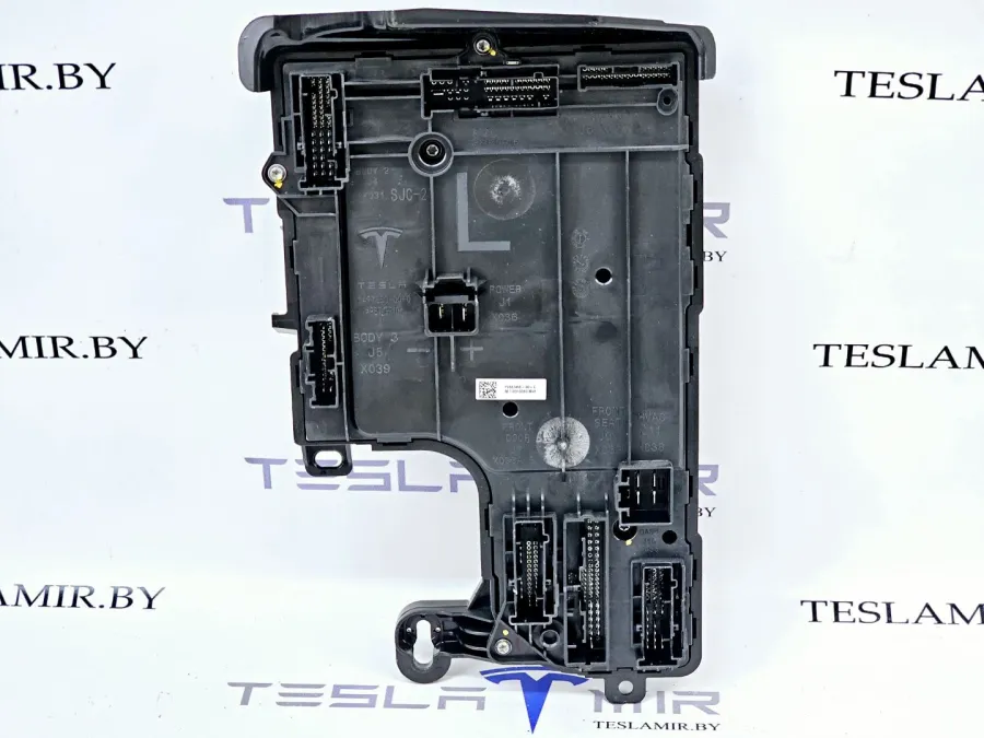 Блок управления BCM (бортовой сети) (Body Control Module) Боди левый Tesla Model 3 2023 — фото 1