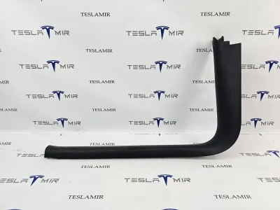 Накладка декоративная стойки А внутренняя левая нижняя Tesla Model Y 2021