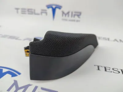 Сетка на динамик двери передней левой Tesla Model 3 2020 — фото 2
