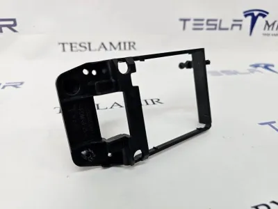 Кронштейн радара Tesla Model S 2018 — фото 4