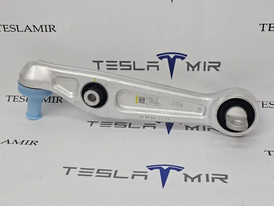 Рычаг передний поперечный прямой Tesla Model Y 2024 — фото 1