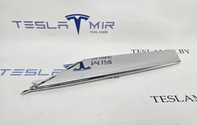 Накладка хром люверса левая нижняя Tesla Model S 2019