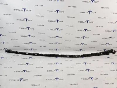 Кронштейн порога правый Tesla Model X 2018