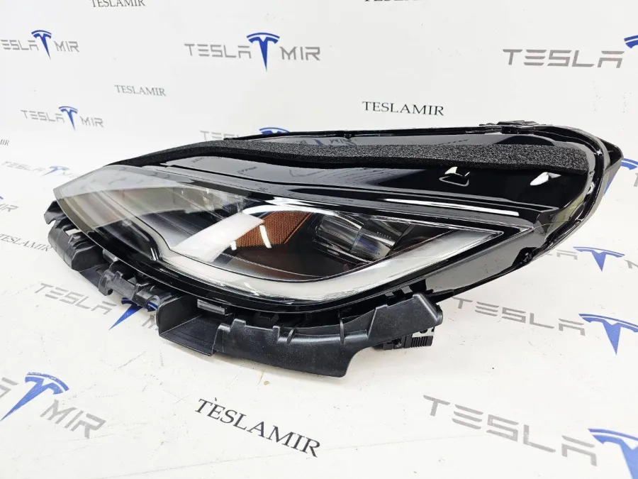 Фара левая Tesla Model 3 2024 — фото 1