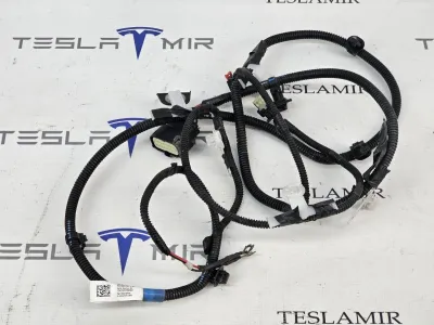 Электропроводка бампера переднего Tesla Model 3 2023