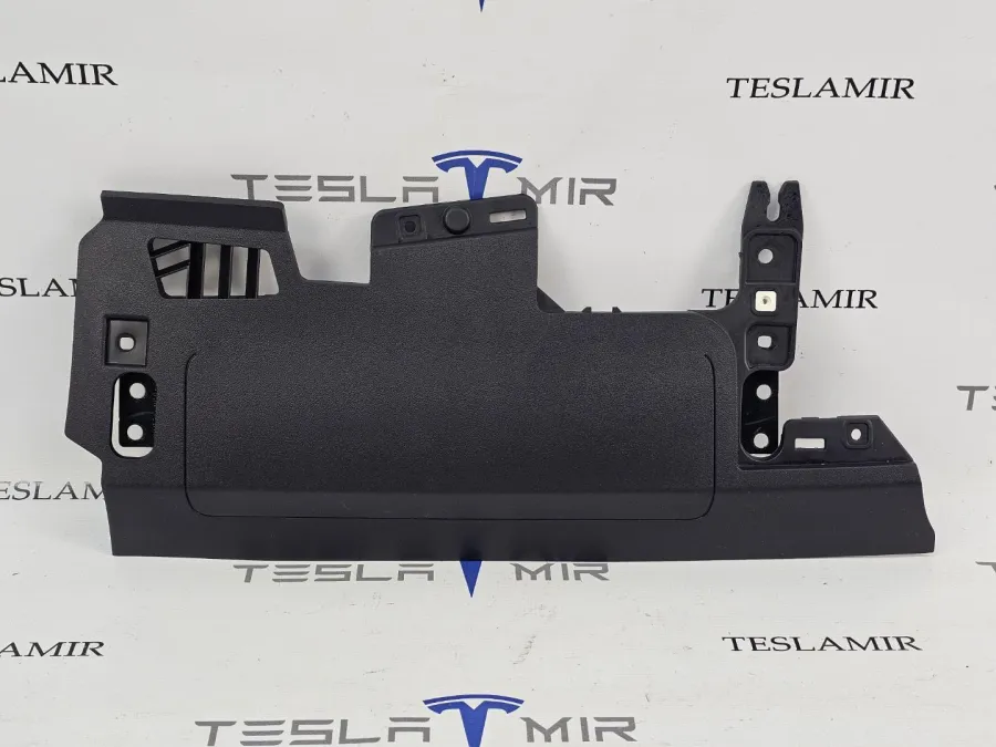 Подушка безопасности коленная водителя Tesla Model 3 2023 — фото 1