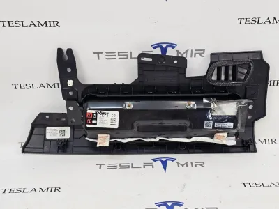Подушка безопасности коленная водителя Tesla Model 3 2023 — фото 2