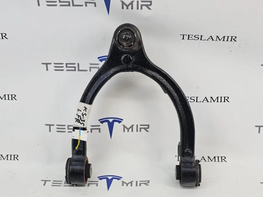 Рычаг верхний передний (подкова) левый Tesla Model Y 2025 — фото 1