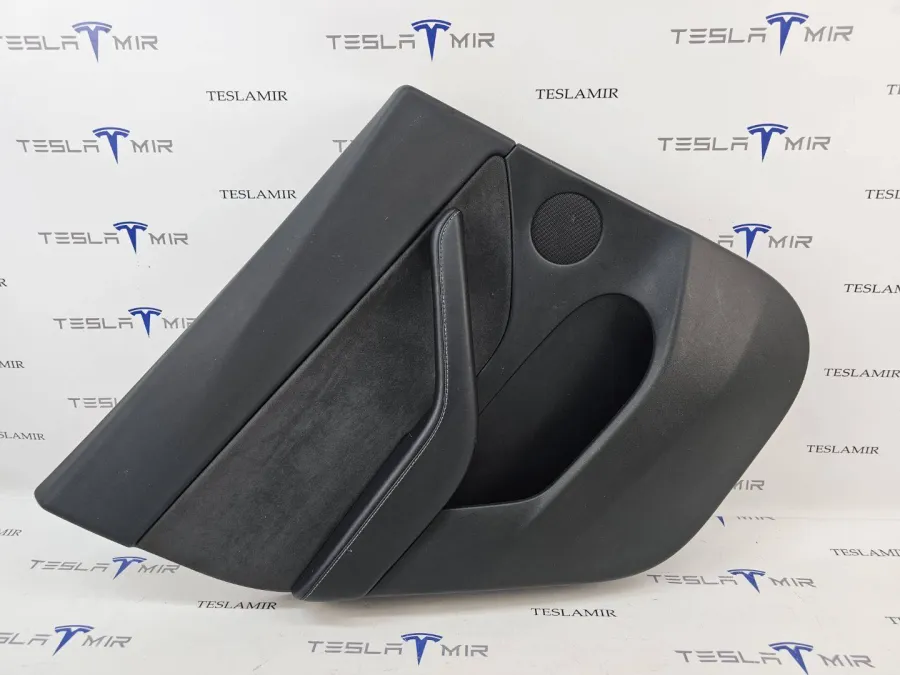 Обшивка двери задней левой Tesla Model Y 2022 — фото 1