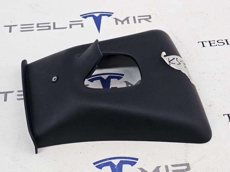 Камера салона + накладка на зеркало Tesla Model Y 2025 — фото 1