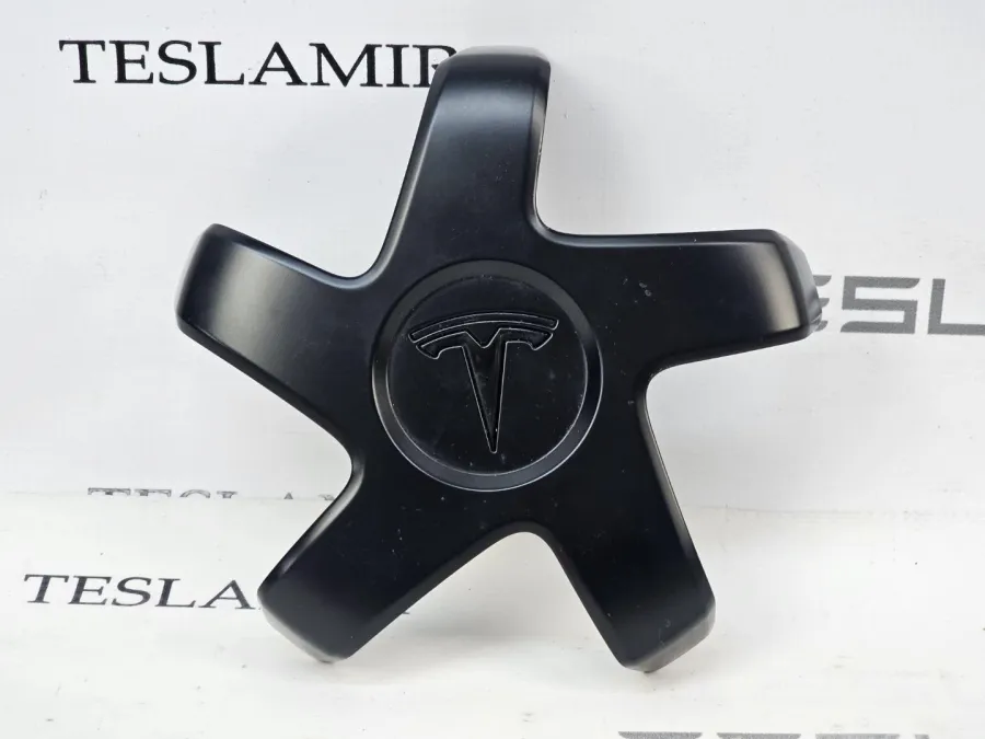 Колпачок литого диска Tesla Model 3 2025 — фото 1