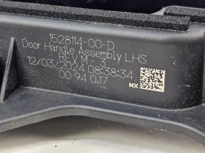 Ручка наружная двери левой Tesla Model 3 2025 — фото 2