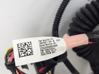 Электропроводка двери передняя левая Tesla Model 3 2025 — фото 2