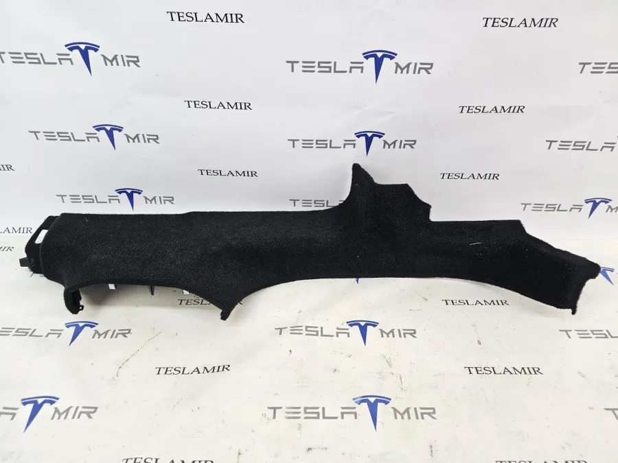Накладка стойки B внутренняя левая нижняя Tesla Model 3 2025 — фото 1