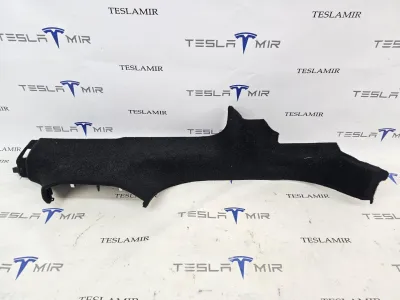 Накладка стойки B внутренняя левая нижняя Tesla Model 3 2025