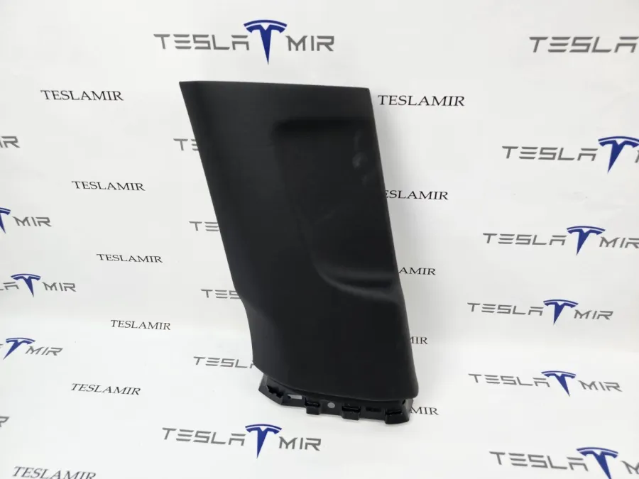 Накладка стойки B внутренняя левая нижняя Tesla Model 3 2025 — фото 1