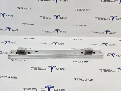 Усилитель бокса подкапотного Tesla Model Y 2024