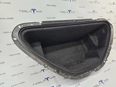 Корыто пластиковое багажника Tesla Model S 2018 — фото 2