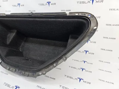 Корыто пластиковое багажника Tesla Model S 2018 — фото 3
