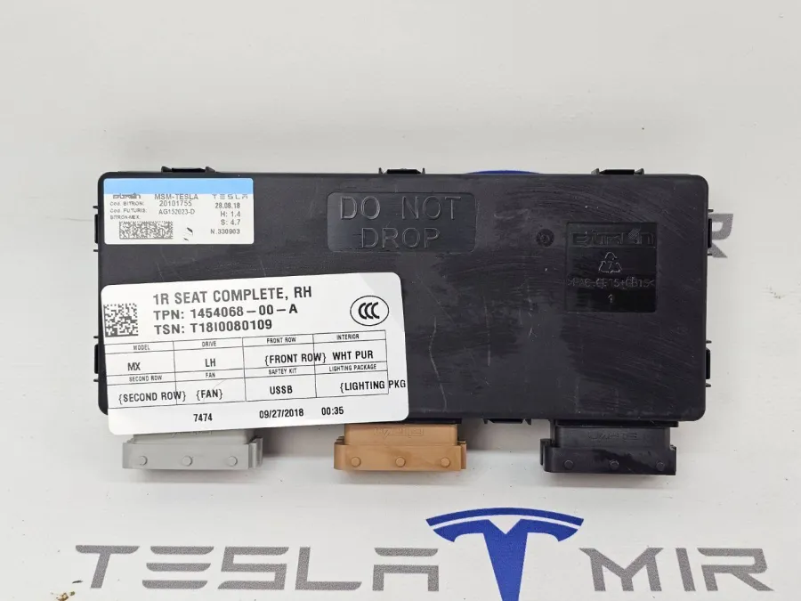 Модуль управления сиденьем передний правый Tesla Model X 2018 — фото 1