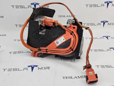 Компрессор кондиционера Tesla Model S 2022