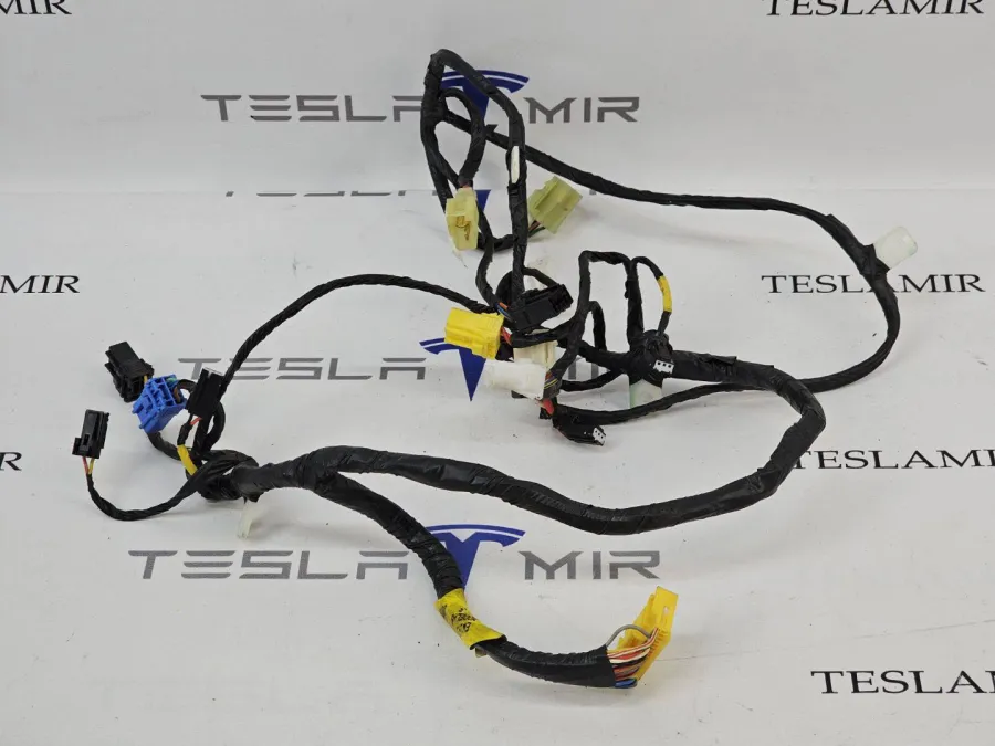 Проводка отопителя (печки), (климата) Tesla Model S 2018 — фото 1