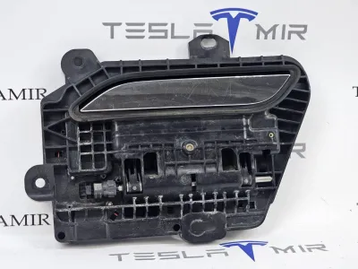 Ручка наружная двери Tesla Model S 2018