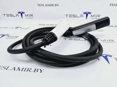 Зарядка для электромобиля Tesla Model 3 2021 — фото 7