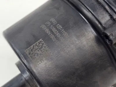 Насос антифриза дополнительный Tesla Model 3 2019 — фото 3