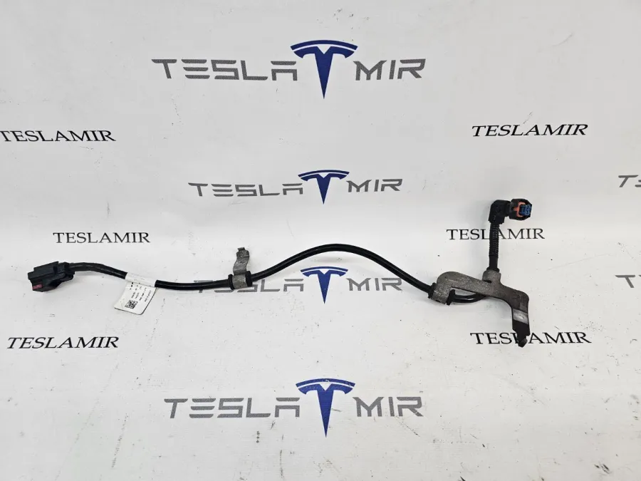 Электропроводка суппорта (ручника) левая Tesla Model 3 2023 — фото 1
