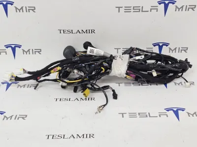 Проводка крышки багажника Tesla Model S 2022 — фото 2