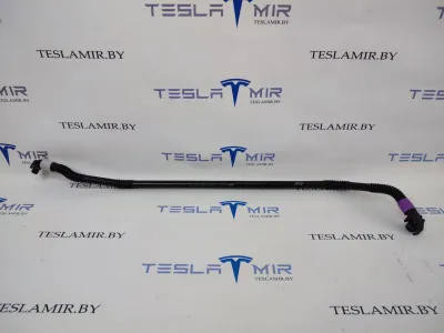 Патрубок системы охлаждения пластиковый Tesla Model 3 2020