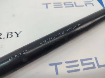 Патрубок системы охлаждения пластиковый Tesla Model 3 2020 — фото 3