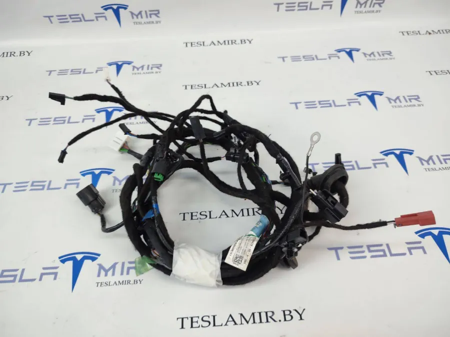 Проводка крышки багажника Tesla Model S 2017 — фото 1