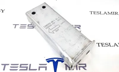 Кронштейн нижнего усилителя переднего бампера Tesla Model 3 2021 — фото 2