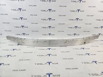Усилитель переднего бампера верхний Tesla Model Y 2025