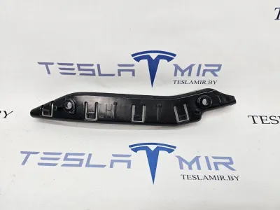 Кронштейн крепления бампера переднего левый Tesla Model Y 2021