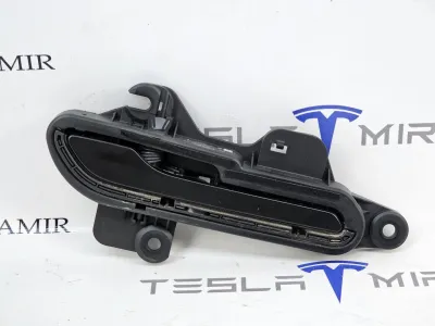 Ручка наружная двери правой Tesla Model Y 2025