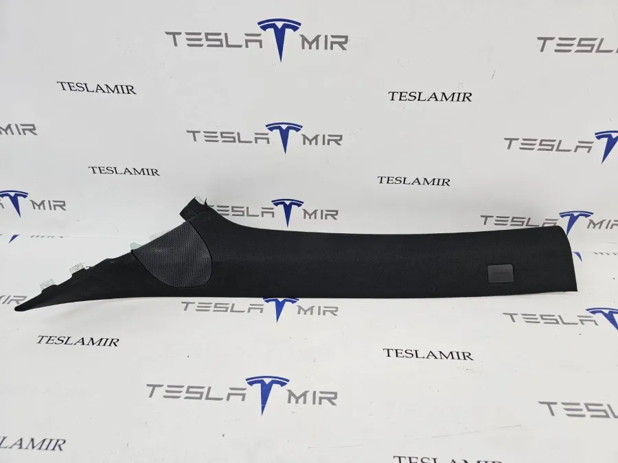 Накладка декоративная стойки А внутренняя левая верхняя Tesla Model S 2018 — фото 1