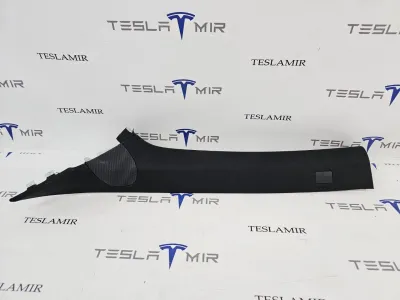 Накладка декоративная стойки А внутренняя левая верхняя Tesla Model S 2018