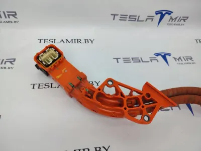 Высоковольтный кабель Tesla Model 3 2020 — фото 2