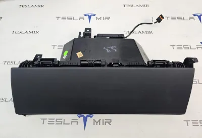 Бардачок Tesla Model Y 2025
