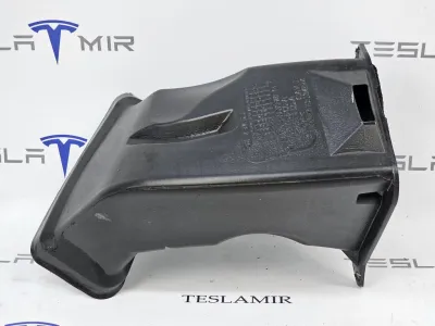 Воздухозаборник Tesla Model 3 2023