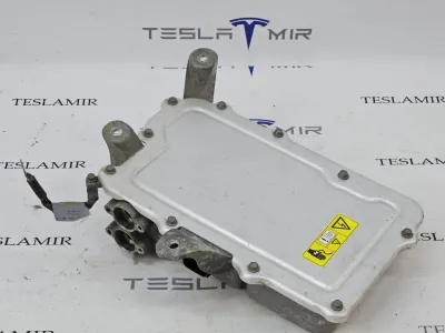Джаншен бокс Tesla Model S 2018