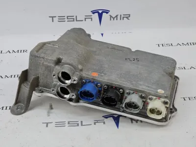 Джаншен бокс Tesla Model S 2018 — фото 2