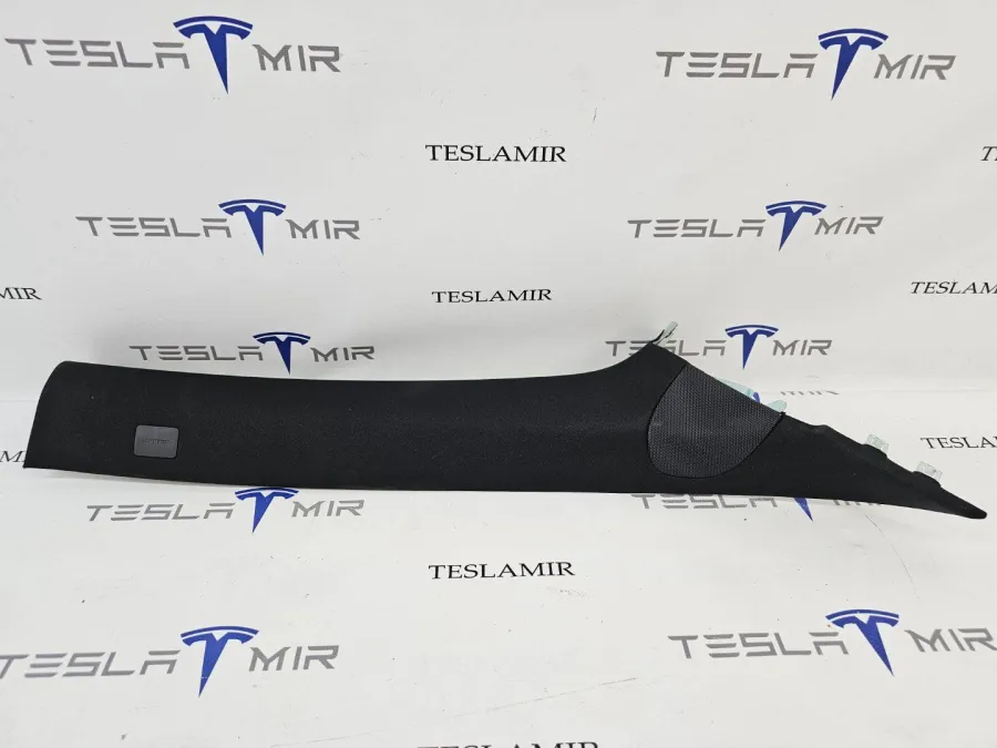 Накладка декоративная стойки А внутренняя правая верхняя Tesla Model S 2018 — фото 1