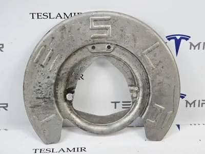 Кожух защитный тормозного диска передний Tesla Model 3 2022