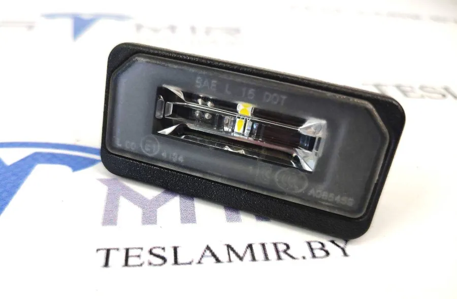 Подсветка номера Tesla Model S 2017 — фото 1