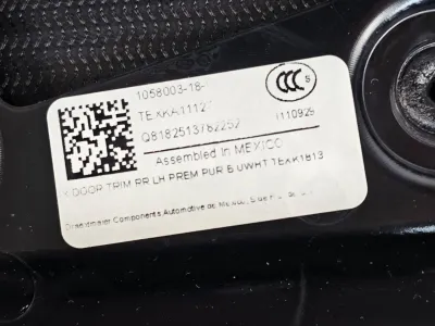 Обшивка двери задней левой Tesla Model X 2018 — фото 4
